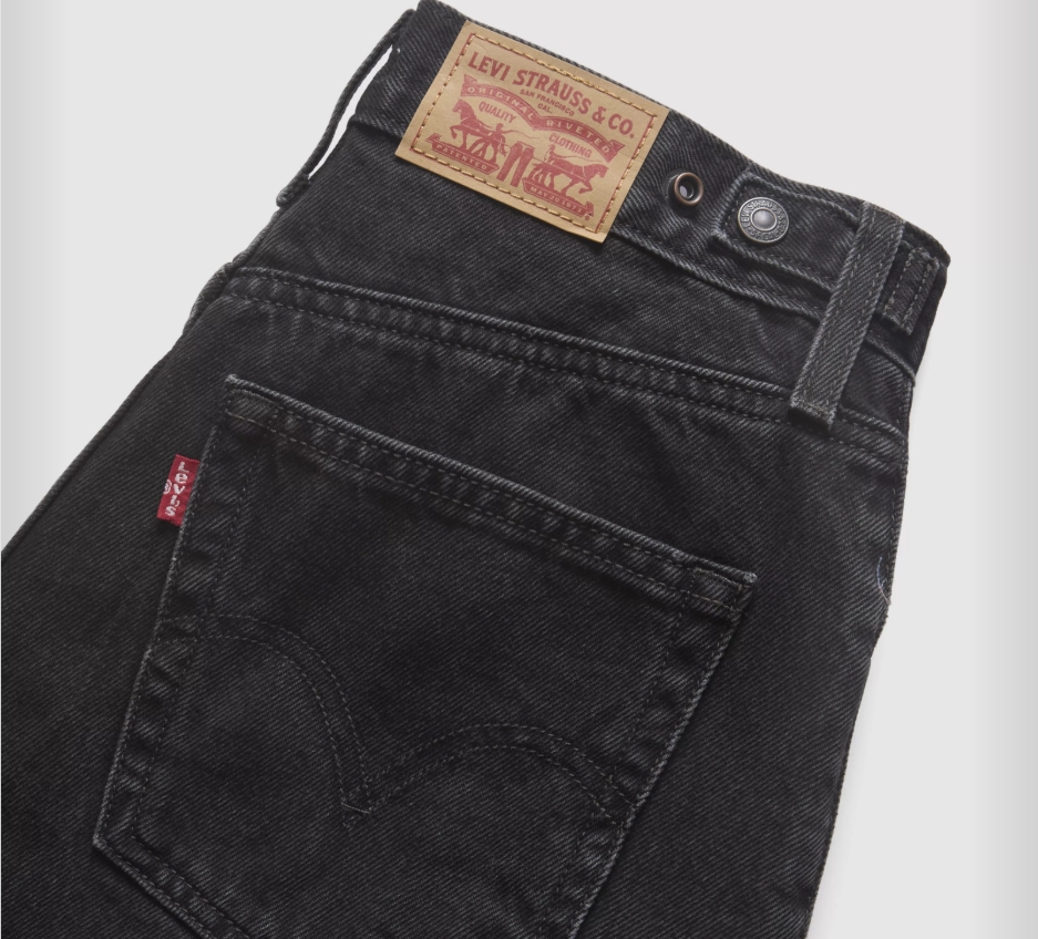 Cinch mid-thigh short abraided art short (washed black)  | Levi's